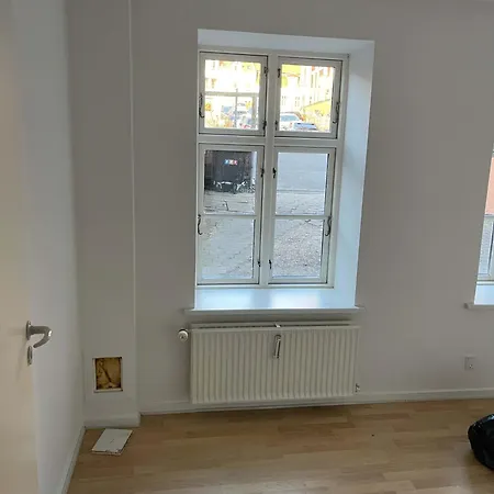 Exclusive 1br - Newly Renovated דירה *