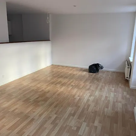 דירה Exclusive 1br - Newly Renovated